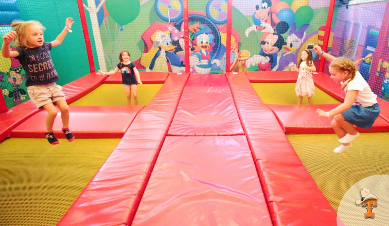 Parco giochi per bambini a Palermo, gonfiabili e giostre