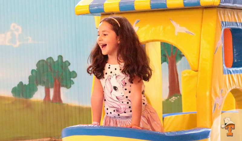 Parco giochi per bambini a Palermo, gonfiabili e giostre